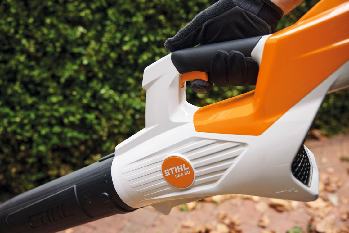 STIHL BGA50 Cordless Battery Blower Set inc AK20 & AL101