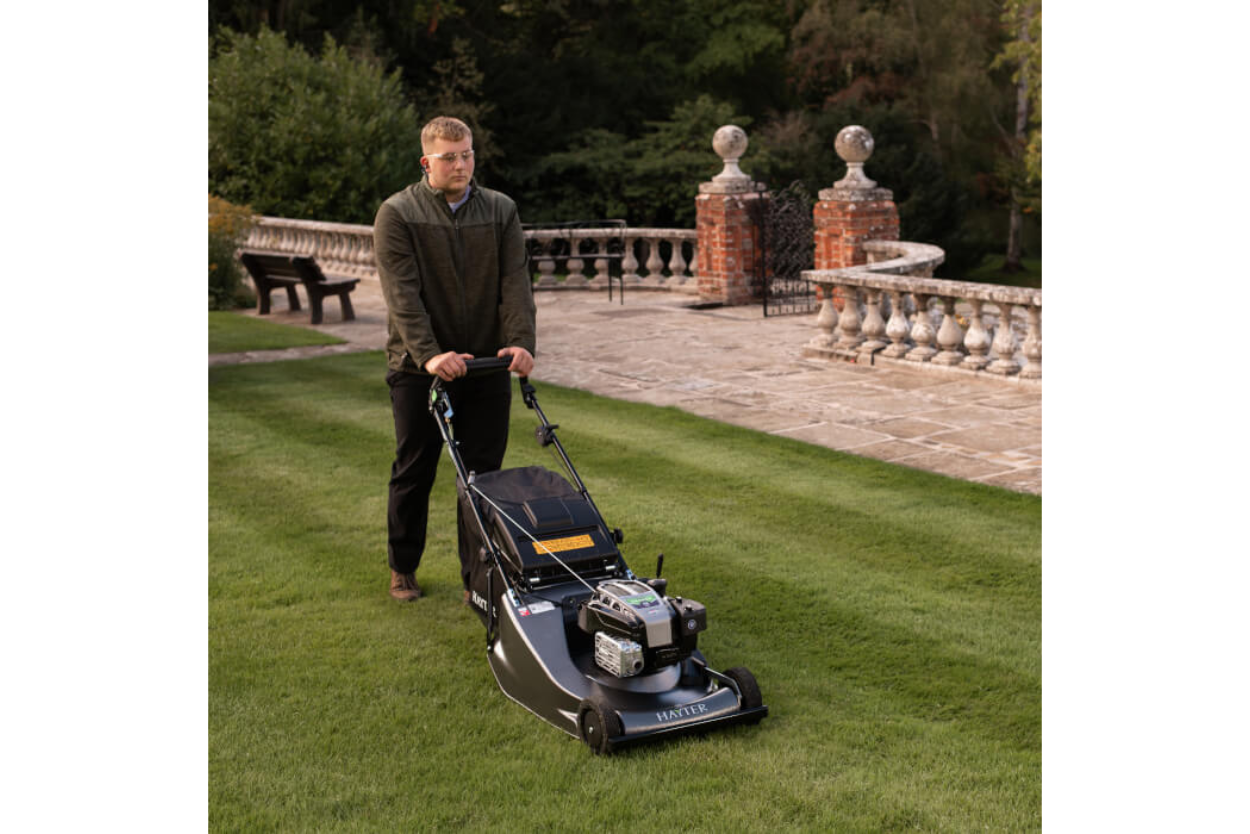 Hayter Harrier 56 PRO Petrol Self-Drive Mower