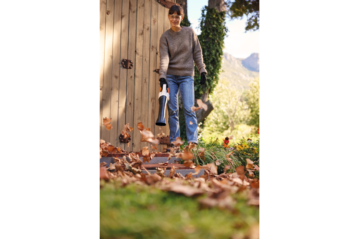 STIHL BGA30 Battery Cordless Blower SET