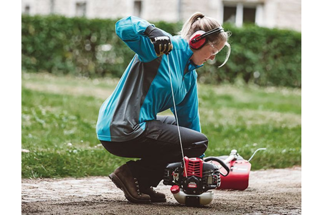 Shindaiwa T303TS 33cc Strimmer