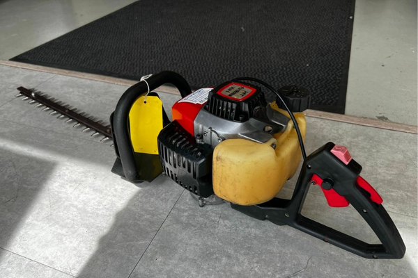 Fuji robin cheap 221 hedge trimmer