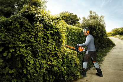 STIHL HS82R 60cm 30in Hedge Trimmer