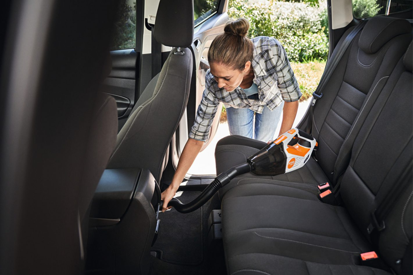 STIHL SEA 20 Cordless Hand Vacuum SET